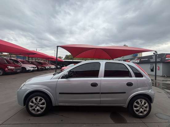 CHEVROLET-CORSA-1.8 MPFI MAXX 8V FLEX 4P MANUAL CHEVROLET-CORSA-2005