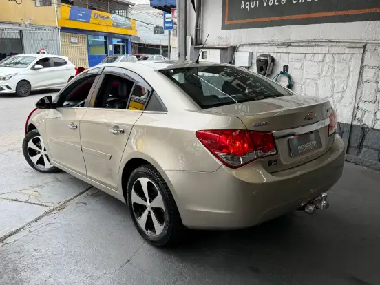 CHEVROLET-CRUZE-2012