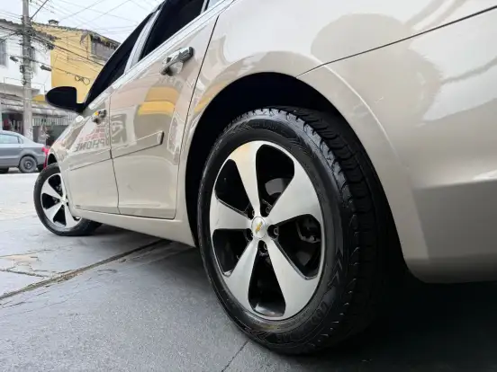 CHEVROLET-CRUZE-2012