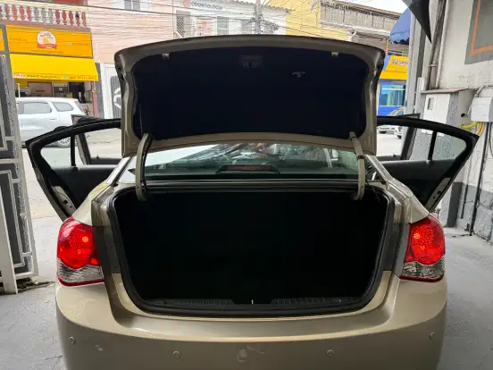 CHEVROLET-CRUZE-1.8 LT 16V FLEX 4P AUTOMÁTICO CHEVROLET-CRUZE-2012