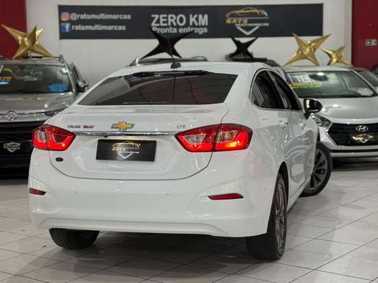 CHEVROLET-CRUZE-2017