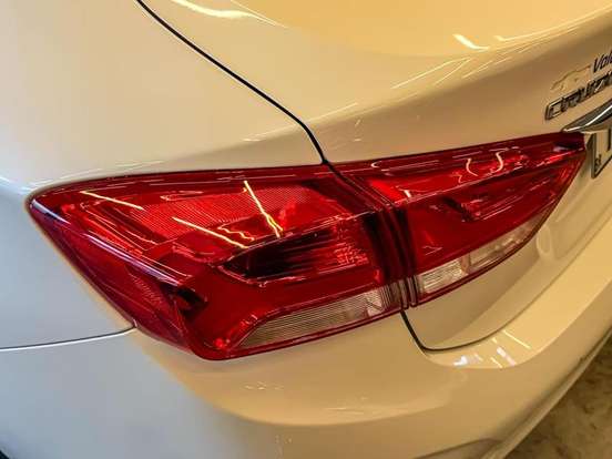 CHEVROLET-CRUZE-2021