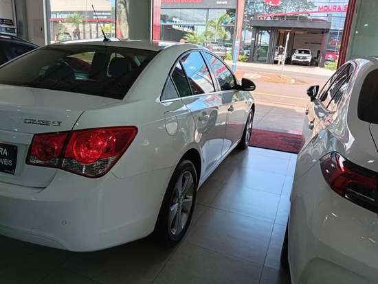 CHEVROLET-CRUZE-1.8 LT 16V FLEX 4P AUTOMÁTICO CHEVROLET-CRUZE-2013