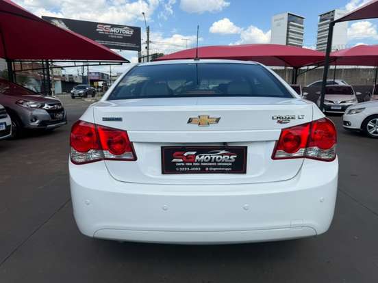 CHEVROLET-CRUZE-1.8 LT 16V FLEX 4P AUTOMÁTICO CHEVROLET-CRUZE-2013