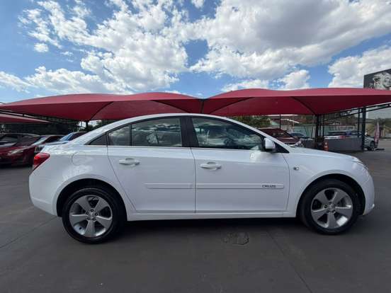 CHEVROLET-CRUZE-1.8 LT 16V FLEX 4P AUTOMÁTICO CHEVROLET-CRUZE-2013