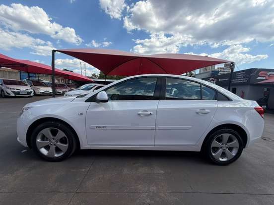 CHEVROLET-CRUZE-1.8 LT 16V FLEX 4P AUTOMÁTICO CHEVROLET-CRUZE-2013
