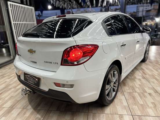 CHEVROLET-CRUZE-2014