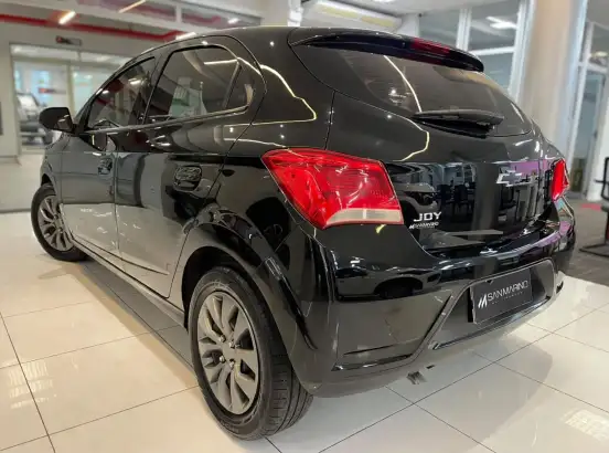 CHEVROLET-ONIX-2021