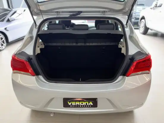 CHEVROLET-ONIX-2021