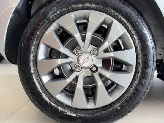 CHEVROLET-ONIX-2021