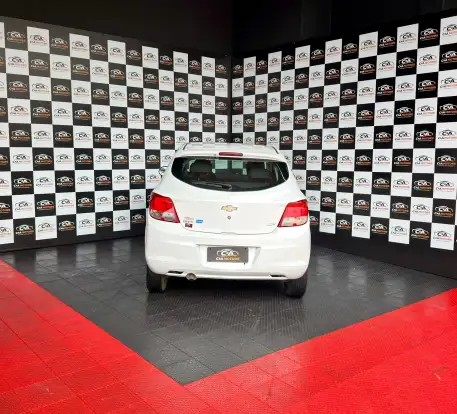 CHEVROLET-ONIX-2017