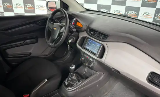 CHEVROLET-ONIX-2017
