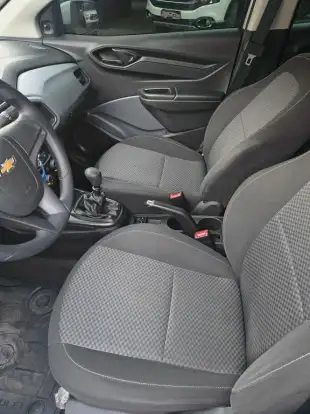 CHEVROLET-ONIX-2019