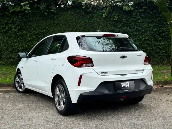 CHEVROLET-ONIX-2019