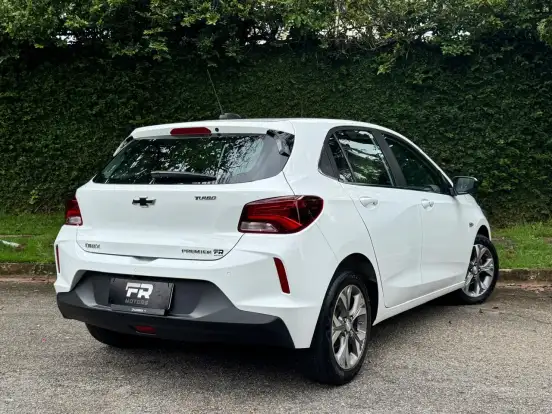 CHEVROLET-ONIX-2019