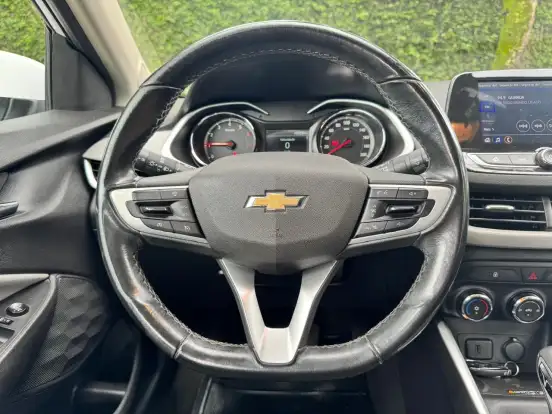 CHEVROLET-ONIX-2019