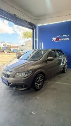 CHEVROLET-ONIX-2014