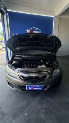 CHEVROLET-ONIX-2014