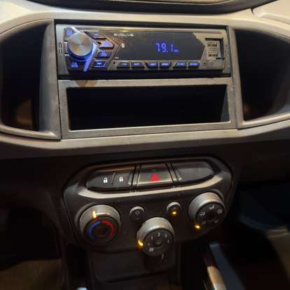 CHEVROLET-ONIX-2018