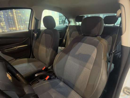 CHEVROLET-ONIX-1.0 MPFI JOY 8V FLEX 4P MANUAL CHEVROLET-ONIX-2018