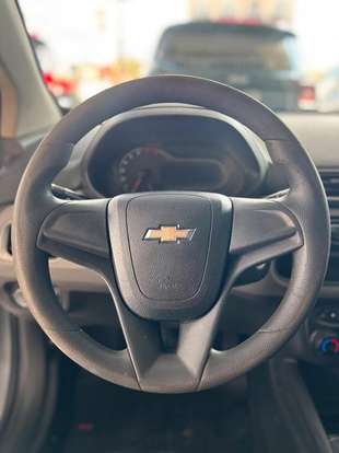 CHEVROLET-ONIX-1.0 MPFI LS 8V FLEX 4P MANUAL CHEVROLET-ONIX-2015