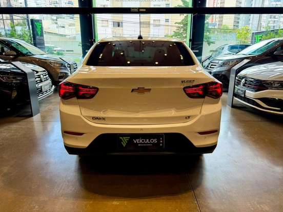 CHEVROLET-ONIX-2020