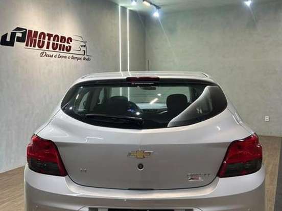 CHEVROLET-ONIX-1.4 MPFI LT 8V FLEX 4P MANUAL CHEVROLET-ONIX-2015