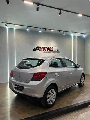 CHEVROLET-ONIX-1.4 MPFI LT 8V FLEX 4P MANUAL CHEVROLET-ONIX-2015