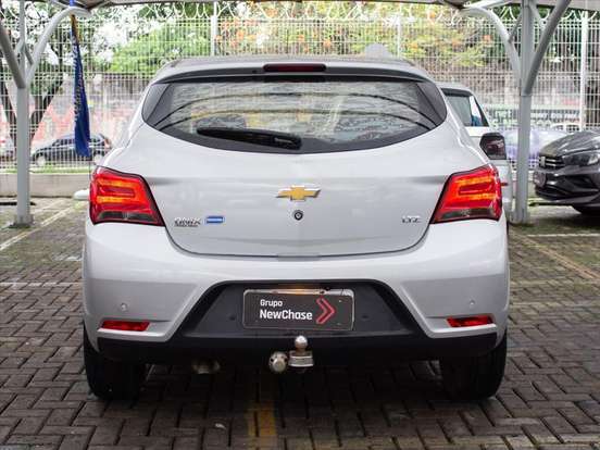 CHEVROLET-ONIX-1.4 MPFI LTZ 8V FLEX 4P AUTOMÁTICO CHEVROLET-ONIX-2017