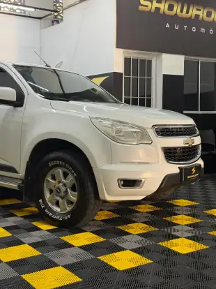 CHEVROLET-S10-2.8 LT 4X4 CD 16V TURBO DIESEL 4P AUTOMÁTICO CHEVROLET-S10-2013