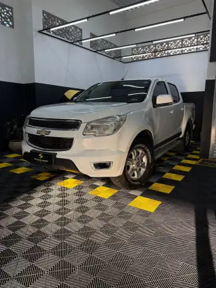 CHEVROLET-S10-2.8 LT 4X4 CD 16V TURBO DIESEL 4P AUTOMÁTICO CHEVROLET-S10-2013
