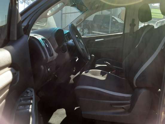 CHEVROLET-S10-2.8 16V TURBO DIESEL LS CD 4X4 MANUAL CHEVROLET-S10-2023