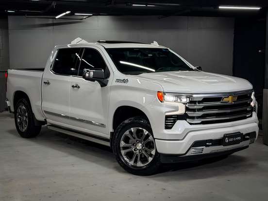 CHEVROLET-SILVERADO-5.3 V8 GASOLINA 1500 HIGH COUNTRY 4X4 AUTOMÁTICO CHEVROLET-SILVERADO-2025