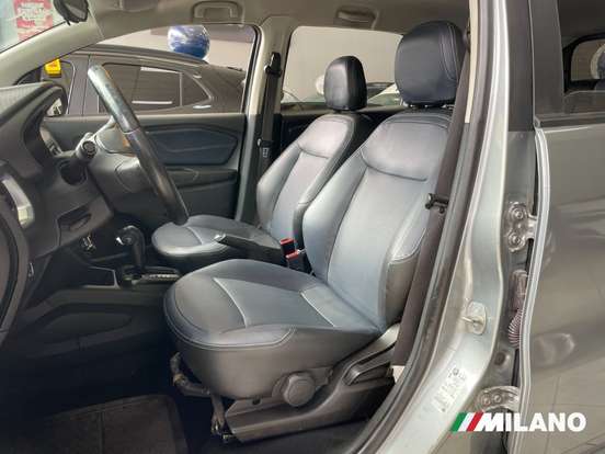 CHEVROLET-SPIN-1.8 PREMIER 8V FLEX 4P AUTOMÁTICO CHEVROLET-SPIN-2023