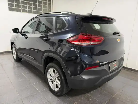 CHEVROLET-TRACKER-2021