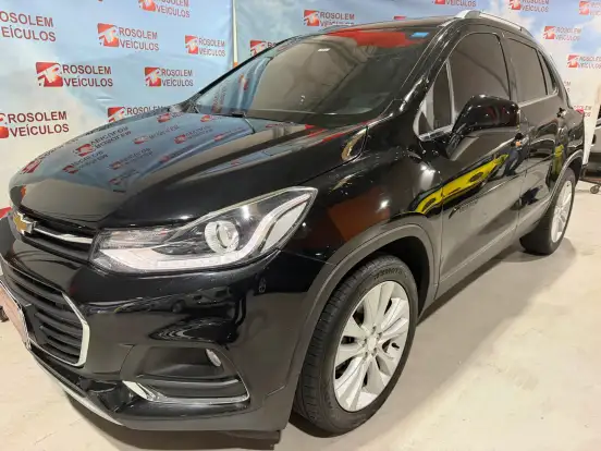 CHEVROLET-TRACKER-2017