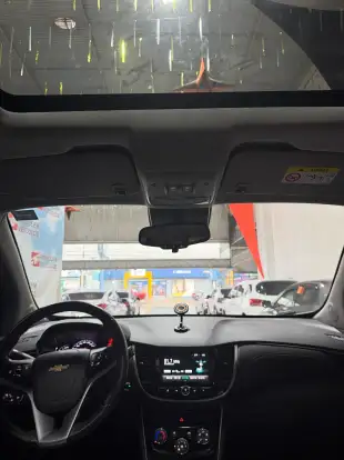 CHEVROLET-TRACKER-2017