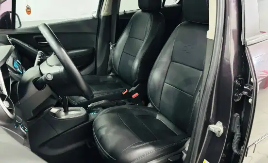 CHEVROLET-TRACKER-2015