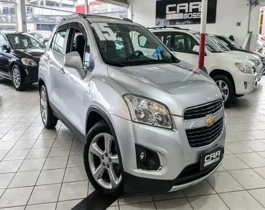 CHEVROLET-TRACKER-2014