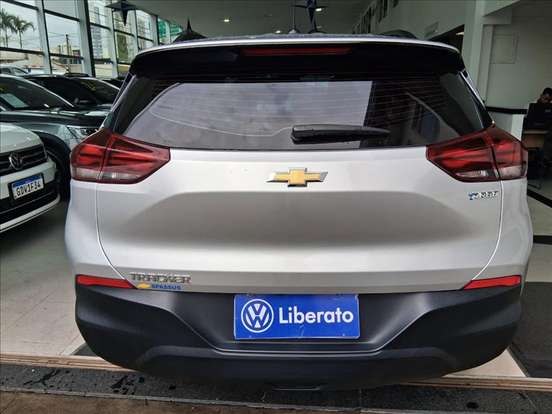 CHEVROLET-TRACKER-2022