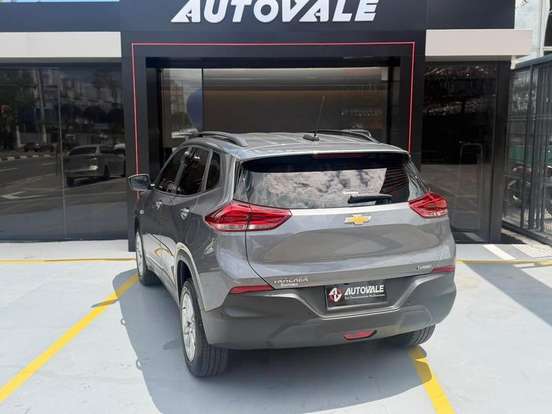 CHEVROLET-TRACKER-2020