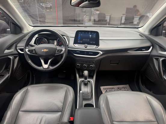 CHEVROLET-TRACKER-2020