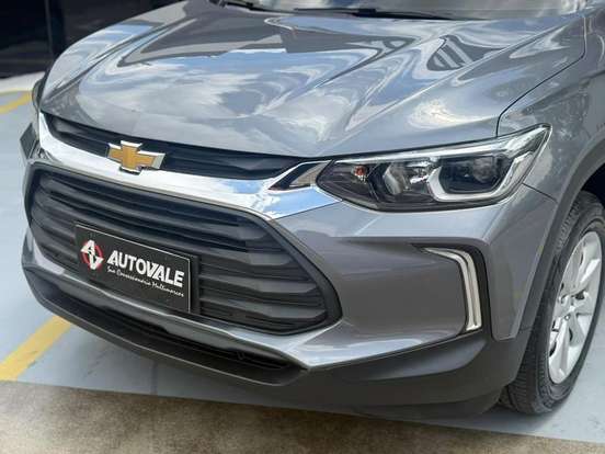 CHEVROLET-TRACKER-2020