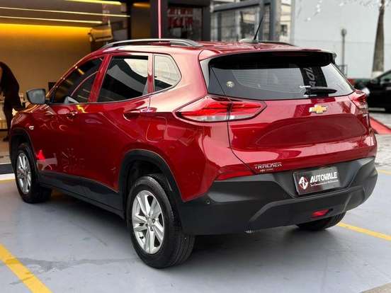 CHEVROLET-TRACKER-2020