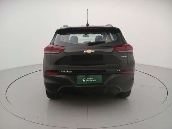 CHEVROLET-TRACKER-2023