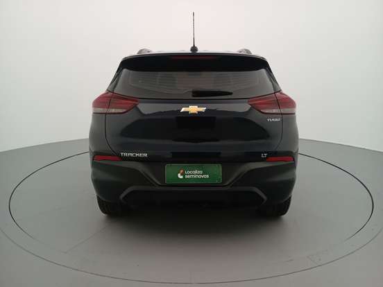 CHEVROLET-TRACKER-2023