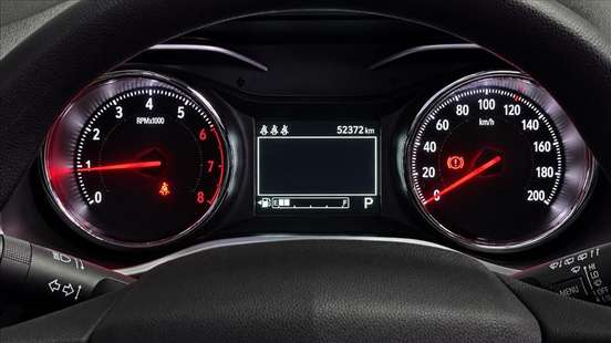 CHEVROLET-TRACKER-2022