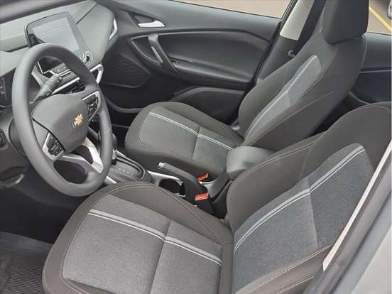 CHEVROLET-TRACKER-2023