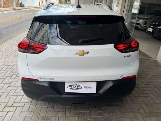 CHEVROLET-TRACKER-2022