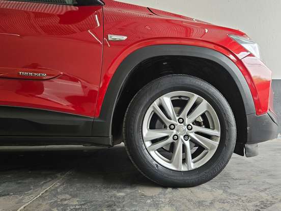 CHEVROLET-TRACKER-2021